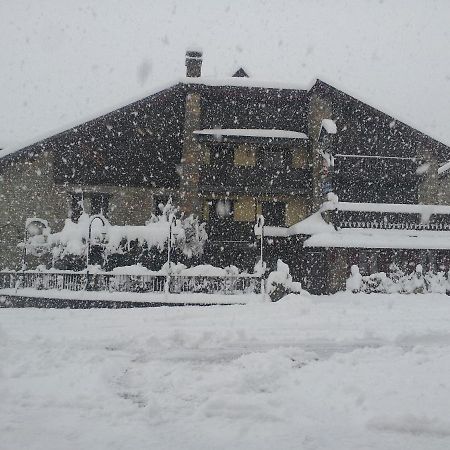 Hotel Gavín Buitenkant foto